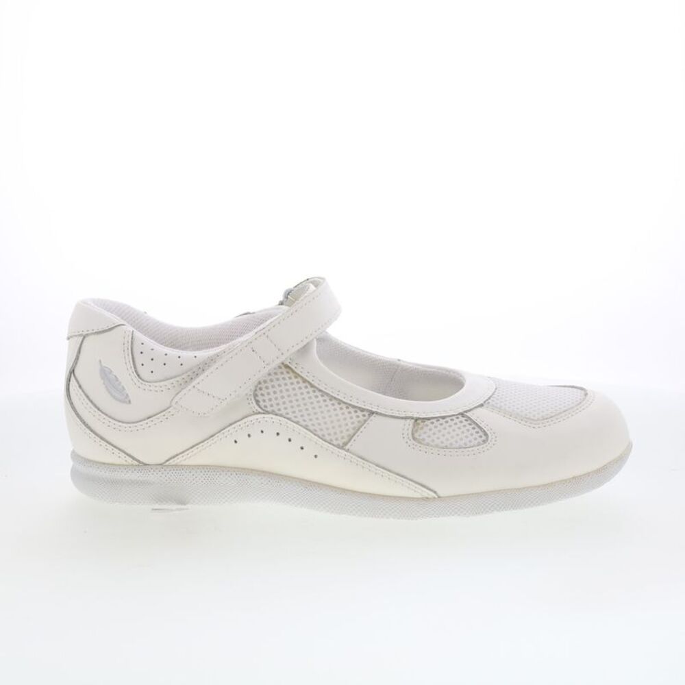 Drew Womens Delite White Shoes (NWT)